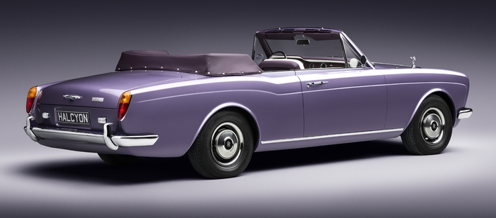 Quand Halcyon commet un sacrilège en convertissant une Rolls Royce Corniche à l'électrique…