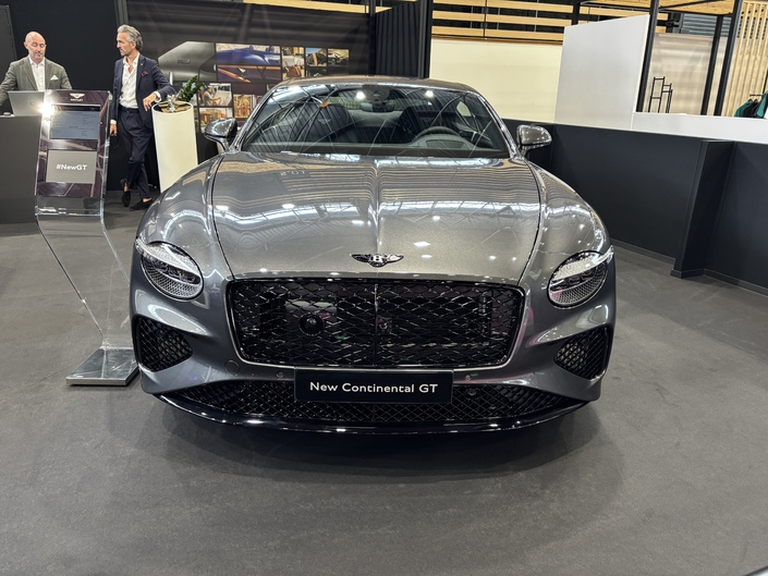 La nouvelle Bentley Continental GT voit ses tarifs débuter à 268 000 € en France.