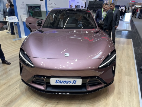 C'est vrai qu'on dirait un peu un faux Ferrari Purosangue !