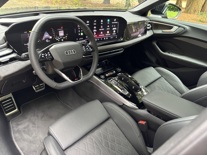 Audi A5 Avant - Et maintenant, place à l'hybride
