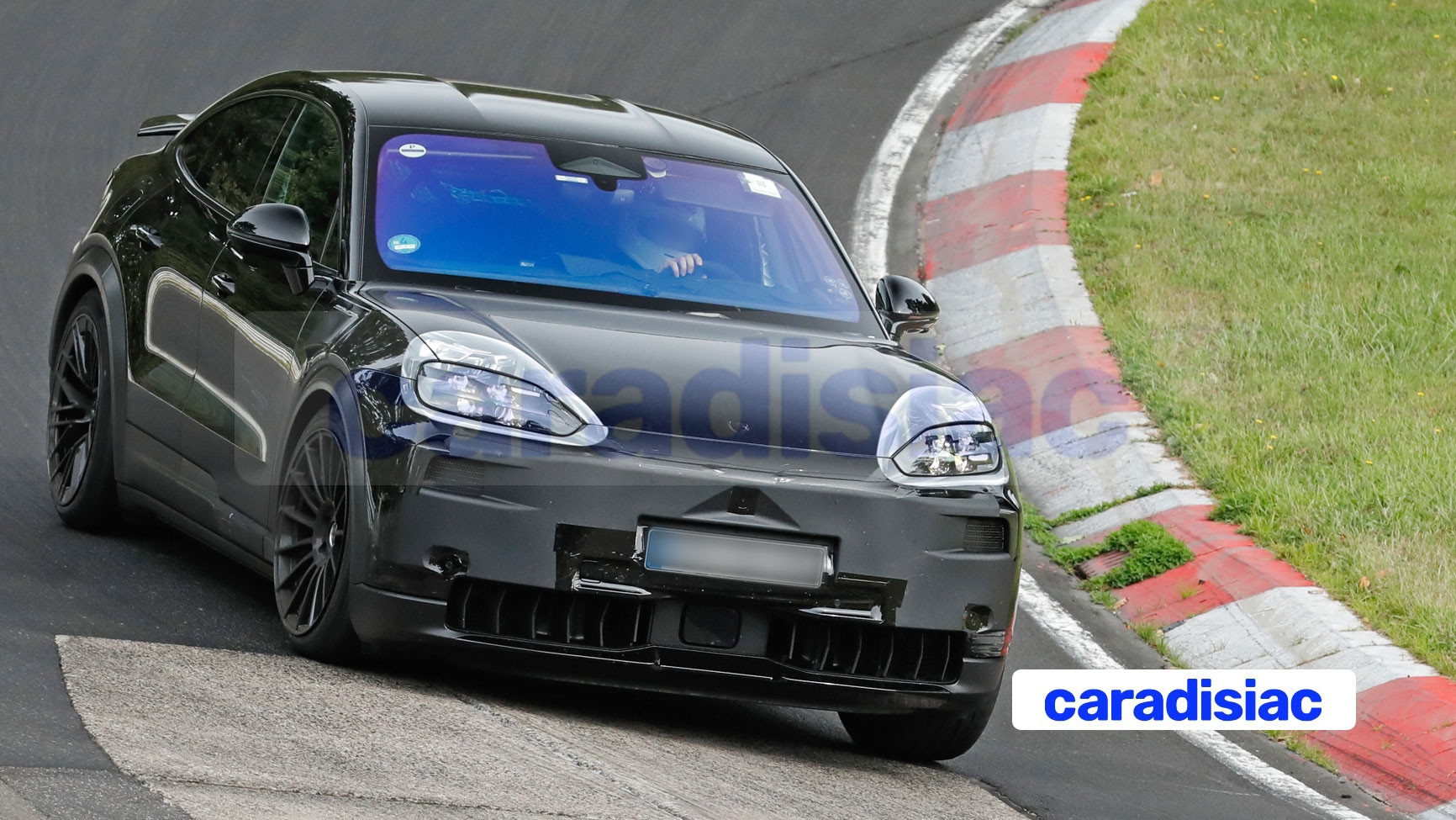 Catafoot Porsche Cayenne 2011 Arriere Droit