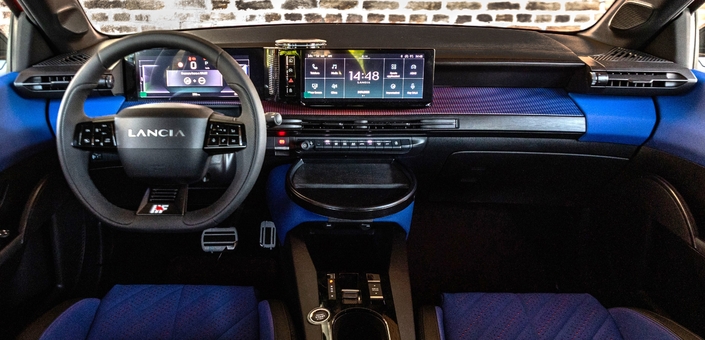 Lancia amène son modèle de pointe, l'Ypsilon HF, au Salon de Lyon 2025