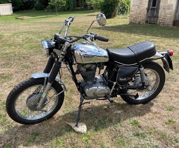 Ducati Scrambler 450 cm3 1972 (lot n° 46)