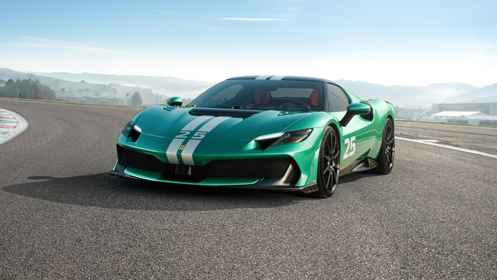 Pensée pour la piste, la 296 Speciale prouve qu'hybridation et sportivité pure et dure ne sont pas incompatibles.