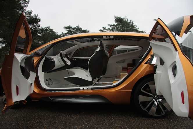 Vidéo - Renault R-space : Caradisiac vous invite à bord