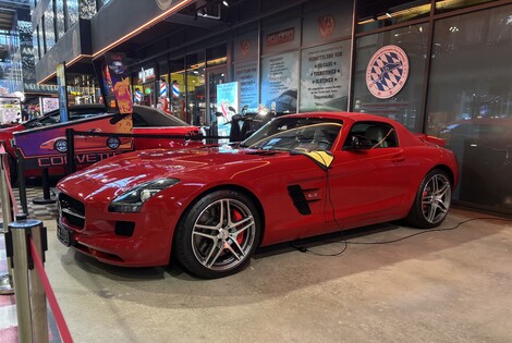 Mercedes SLS AMG Roadster