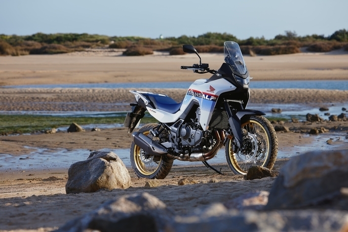 Les Honda Hornet et Transalp en promo : le roadster accessible à partir de 105 euros par mois