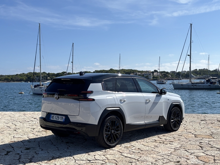 Le nouveau Citroën C5 Aircross a la dalle