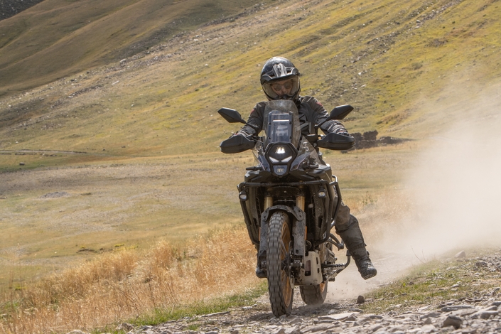 La Voge 800 DS Rally est au niveau de la Yamaha Ténéré, tout en étant mieux équipée et beaucoup moins chère