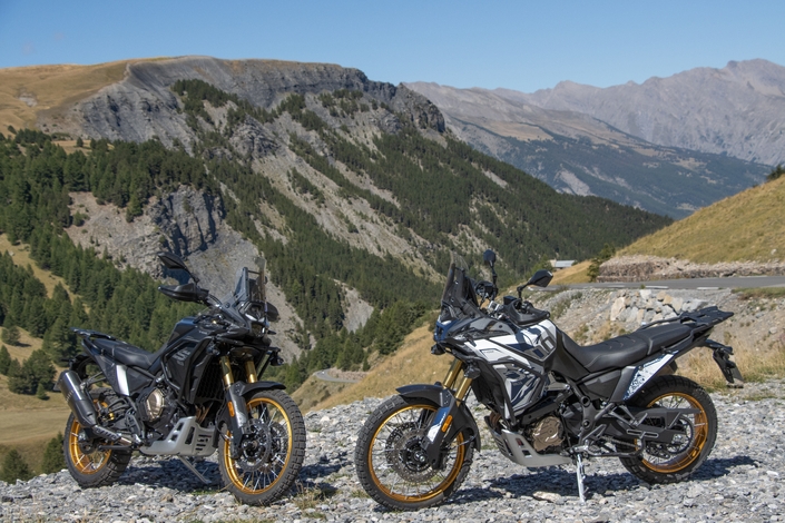 La Voge 800 DS Rally est au niveau de la Yamaha Ténéré, tout en étant mieux équipée et beaucoup moins chère