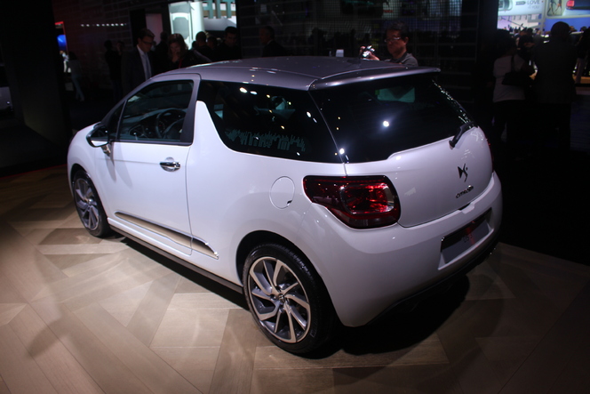 DS 3 restylée : light - Vidéo en direct du salon de Paris 2014