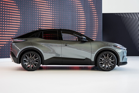 La ligne générale est assez plaisante, pour un SUV coupé. L'équilibre des lignes est conservé, contrairement à d'autres modèles concurrents.