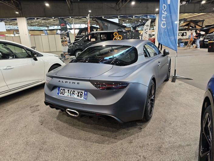 Focus sur les occasions du Salon de Lyon : et la plus chère est (ou était !)...