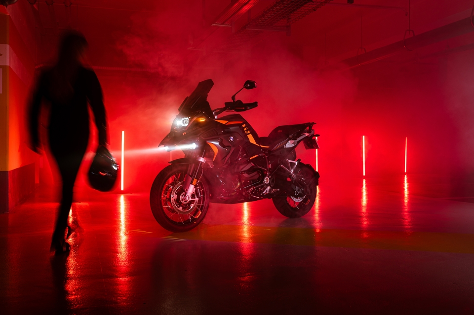 Une BMW R 1250 GS Edition Spirit of GS en édition limitée et réservée ...