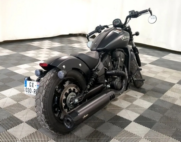 Indian Scout Bobber 1250 cm3 (lot n° 14)