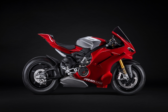 La nouvelle Ducati Panigale V4 R reste l'arme ultime pour briller en piste