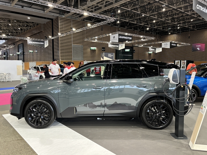 Au salon de Lyon, le Citroën C5 Aircross fait sa révolution