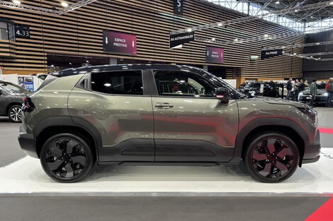 Les éléments noirs et cette teinte ne mettent pas vraiment en valeur ce SUV.