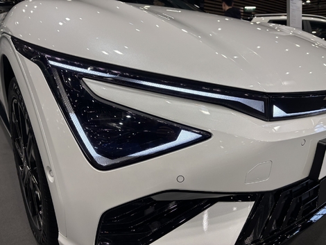 Les nouveaux projecteurs donnent de la personnalité à l'EV6.