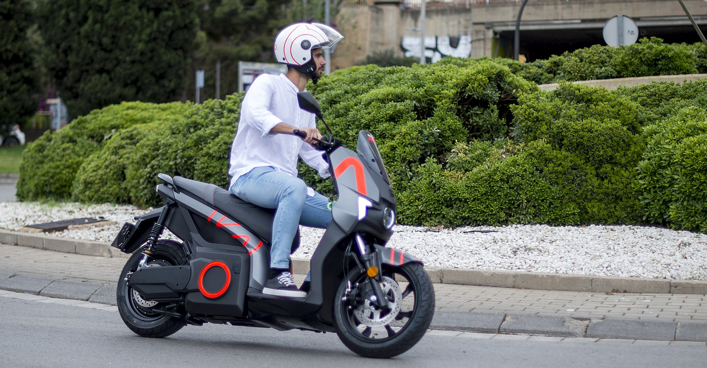 Аксессуары для мотоциклистов. Мотошеринг. Мотошеринг. Bmw motorrad easy2ride сочи. Топ скутеров.