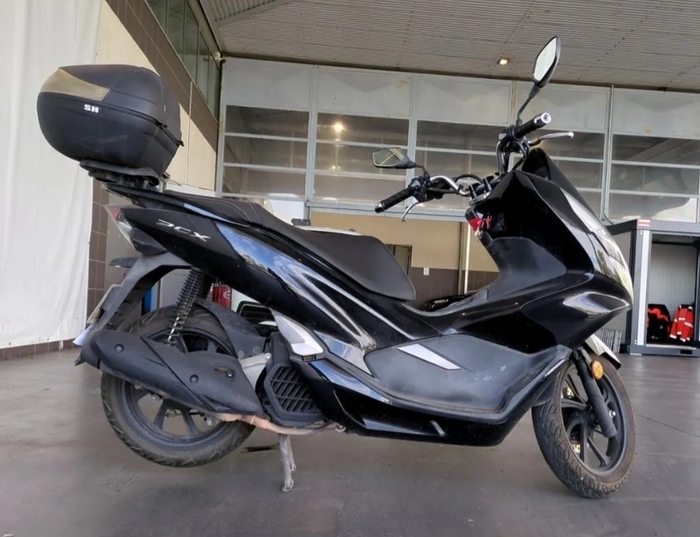 Honda PCX 125 cm3 2019 (lot n° 1)