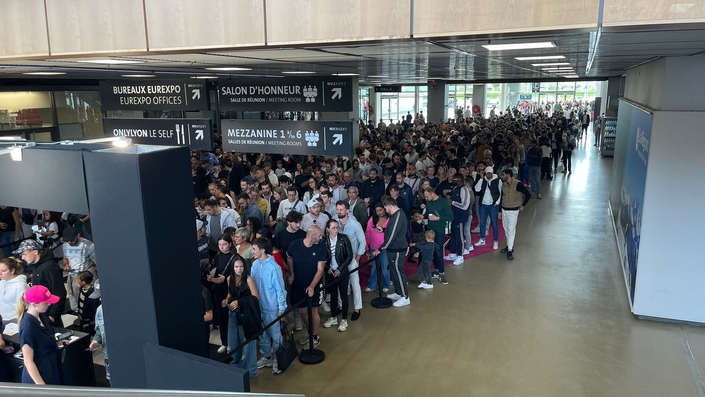 Symbole de la réussite de cette édition du salon, à trois heures de la fermeture dimanche, des centaines de personnes s'apprêtaient encore à entrer !