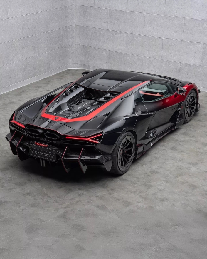 Esteban Ocon craque pour une Lamborghini revue par Mansory