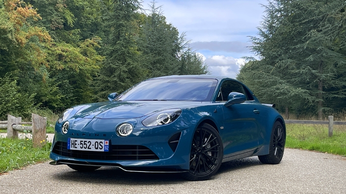 Chic et Sport, l’Alpine A110 GTS vaut-elle le surcoût ?