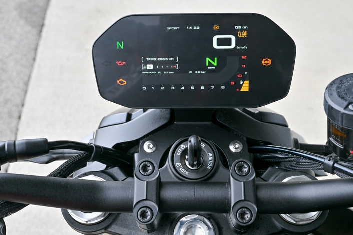 QJ Motor veut se placer sur le marché des roadsters avec la SRK 800