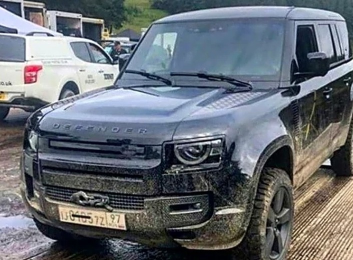 Land Rover : le nouveau Defender surpris sur un tournage de film ?