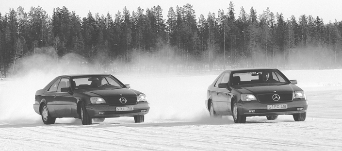 A la mi-1995, la Mercedes S600 Coupé inaugure un équipement de sécurité qui fera florès : l'antidérapage ESP.