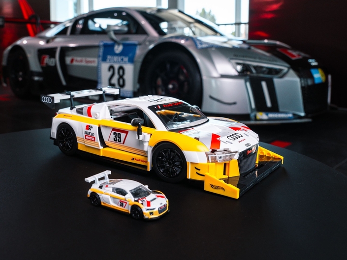 Les Audi RS2 et R8 LMS par Mattel et Hot Wheels : abordables et à collectionner !
