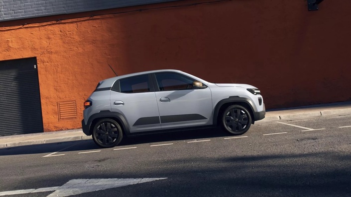 100 ch dans une Dacia Spring, est-ce bien raisonnable?