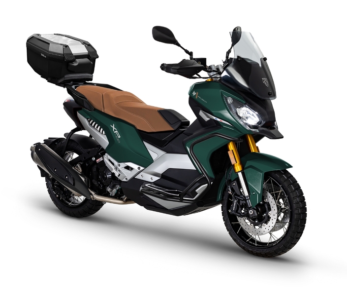 Des séries limitées pour les Peugeot XP400 et Django