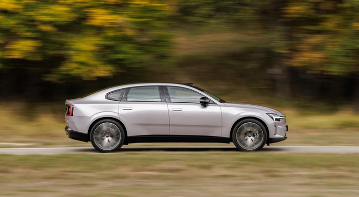 La Volvo ES90 bouscule les Audi A6, BMW Série 5 et Mercedes EQE électriques !