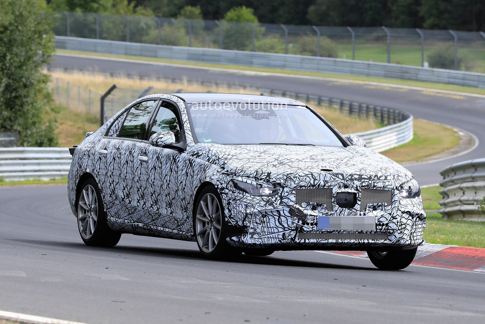 Bienvenue A Bord De La Future Mercedes Classe C