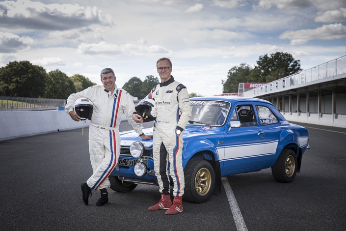 Le 1er épisode la saison 6 sera consacré à la remise en état d’une Ford Escort Mexico. Et comme guest, il y aura Ari Vatanen, qui effectuera une démonstration de pilotage sur le circuit de Linas-Montlhéry.