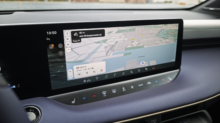 La Nissan Leaf de retour dans le game. Pour tout rafler ?