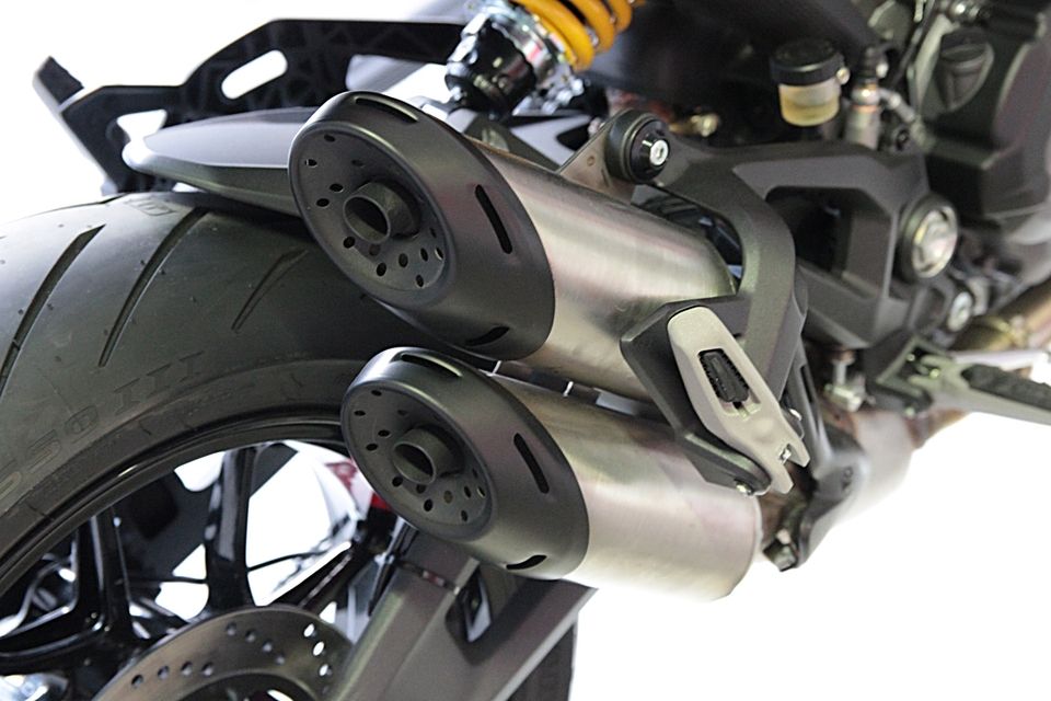 Découverte Ducati Monster 937 mod. 2021 la riposte