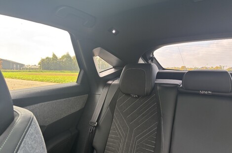 Avec une telle rétrovision vers l’arrière, il est inutile de se retourner pour se garer.