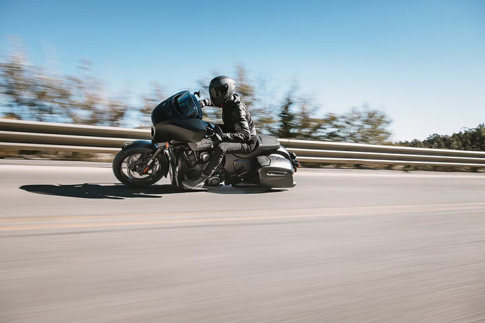 Coup de tonnerre dans le monde de la moto : Indian vendue à un ex-cadre de Harley-Davidson !