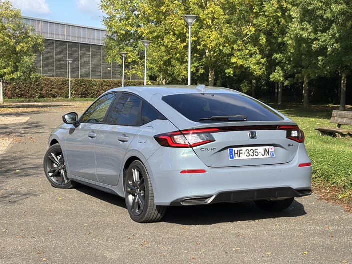 La Honda Civic restylée ne change pas grand-chose et c'est tant mieux