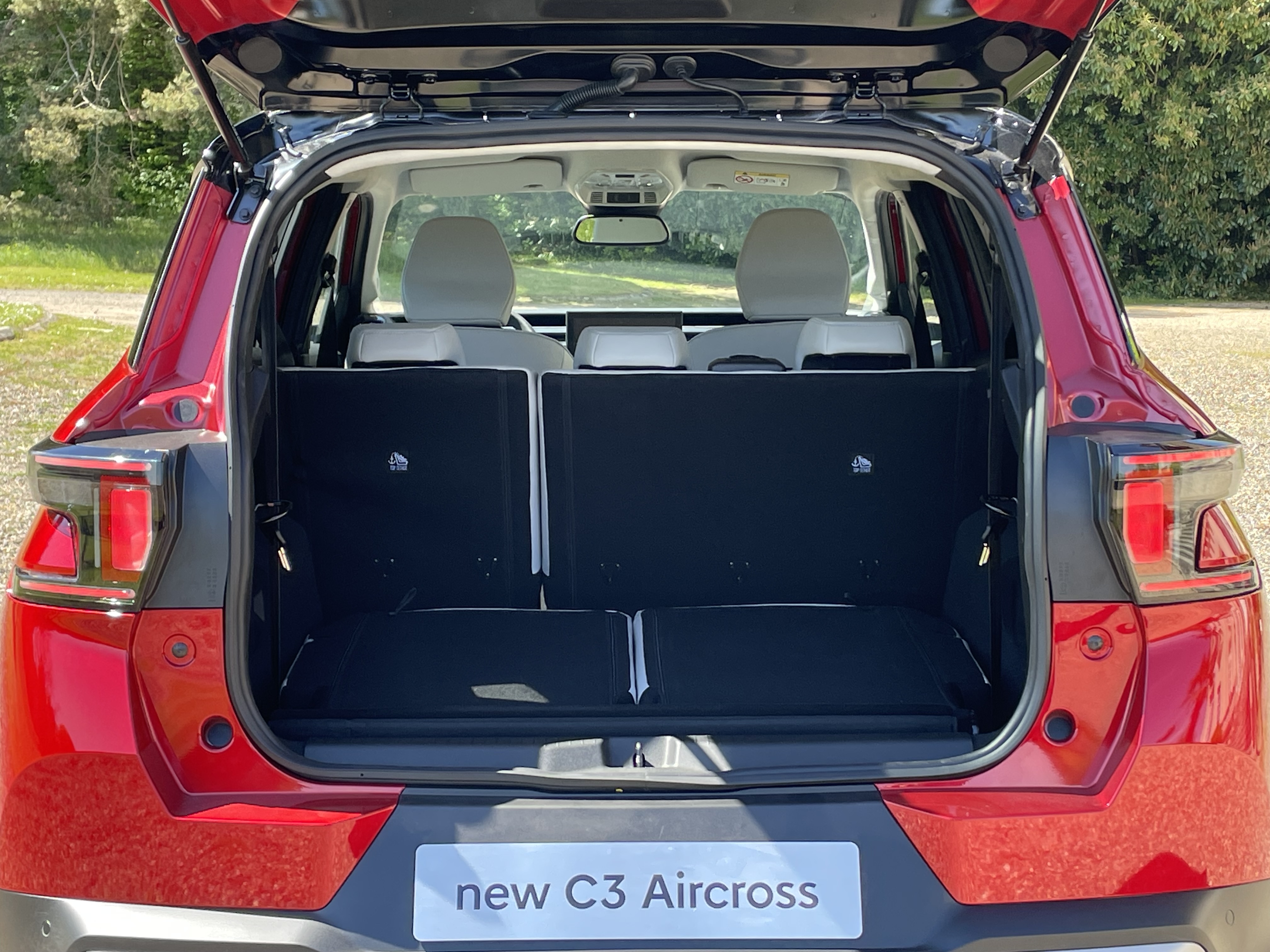 Le Citroën C3 Aircross disponible en 5 ou 7 places veut séduire les ...