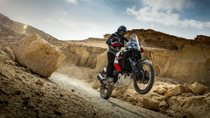 Une Yamaha Ténéré 700 World Raid encore plus technologique et équipée en 2026