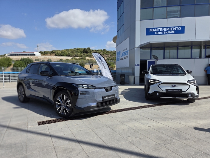 Pour mieux juger des évolutions de la version restylée, Subaru nous a d’abord fait conduire le précédent opus.