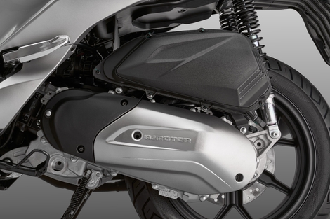 QJMotor ajoute un scooter GT dans sa gamme : le Fort 125 N