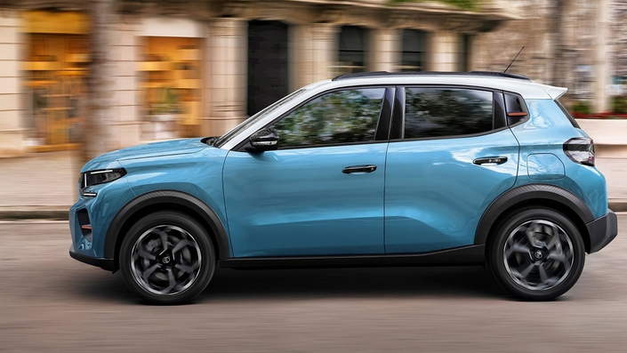 La plateforme Smart Car de la berline C3 sert à de nombreux modèles. Elle est modulable et peut passer de 4 mètres à 4,40 mètres sans problème. Elle pourrait selon les besoins devenir encore plus compacte ou être allongée.