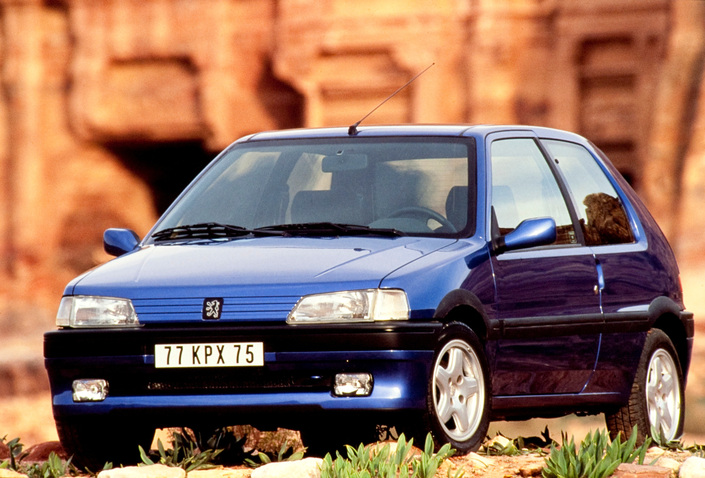 En 1991, la Peugeot 106 XSI reçoit un TU d'un nouveau genre : bloc fonte et alimentation par injection. On retrouvera ce moteur dans l'AX GTI.