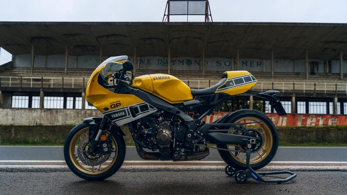 Les couleurs de Kenny Roberts mises à l'honneur sur la Yamaha XSR900 GP 2026