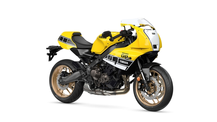 Les couleurs de Kenny Roberts mises à l'honneur sur la Yamaha XSR900 GP 2026